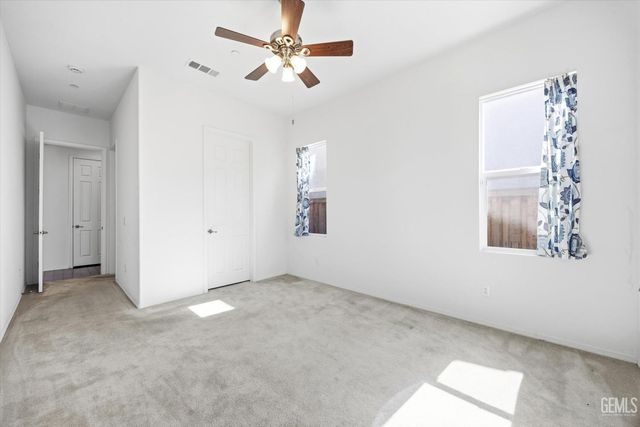 9909 Stockholm Place, Bakersfield, CA 93306