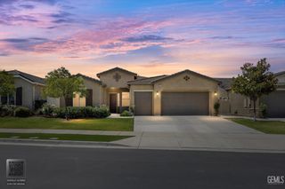 9909 Stockholm Place, Bakersfield, CA 93306