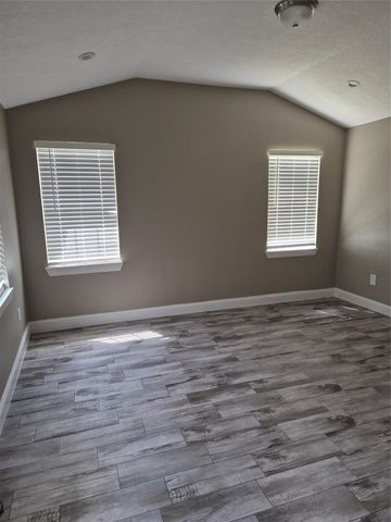 209 Florence Street, Orange, TX 77630