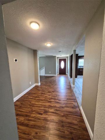 209 Florence Street, Orange, TX 77630