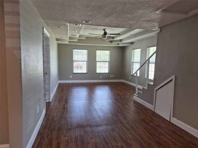 209 Florence Street, Orange, TX 77630