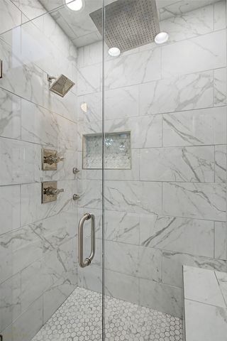 7702 Southfork Drive, Shreveport, LA 71105