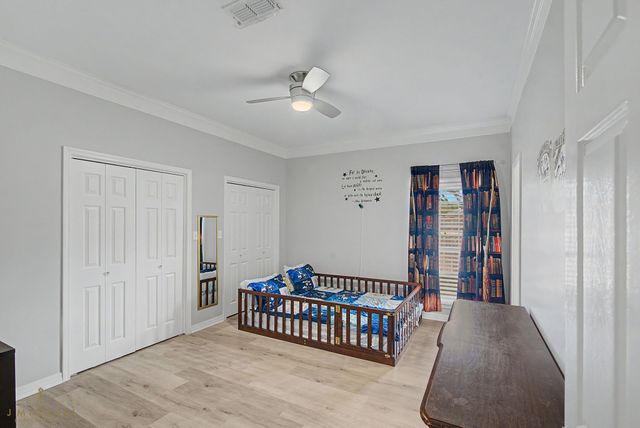 7702 Southfork Drive, Shreveport, LA 71105