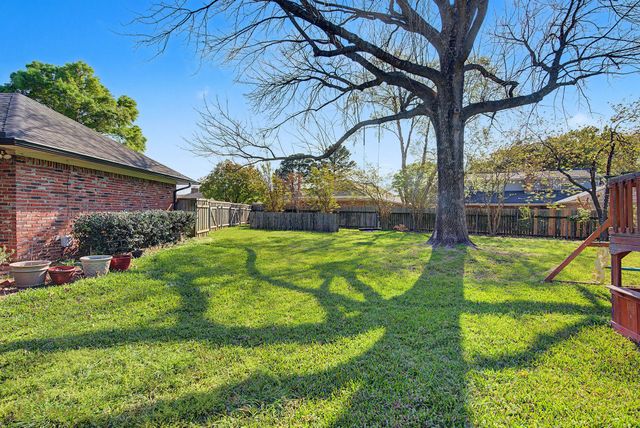 7702 Southfork Drive, Shreveport, LA 71105