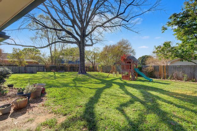 7702 Southfork Drive, Shreveport, LA 71105