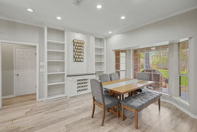 7702 Southfork Drive, Shreveport, LA 71105