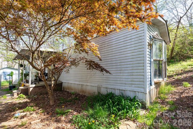 135 Sardis Drive, Asheville, NC 28806