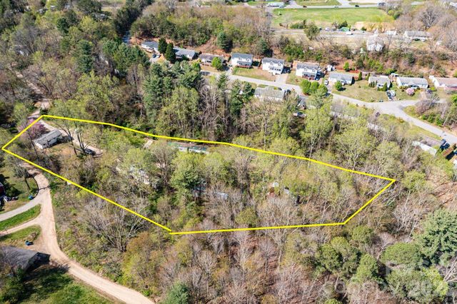 135 Sardis Drive, Asheville, NC 28806