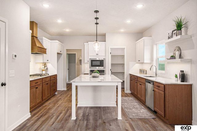 11061 S 217 Street, Gretna, NE 68028