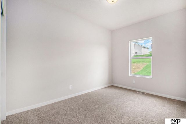 11061 S 217 Street, Gretna, NE 68028