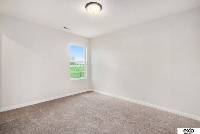 11061 S 217 Street, Gretna, NE 68028