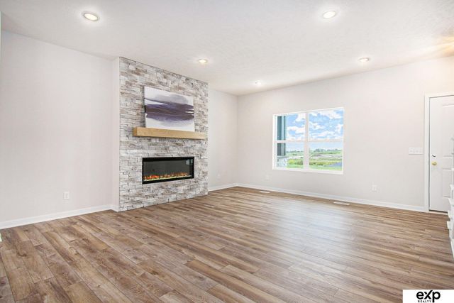 11061 S 217 Street, Gretna, NE 68028