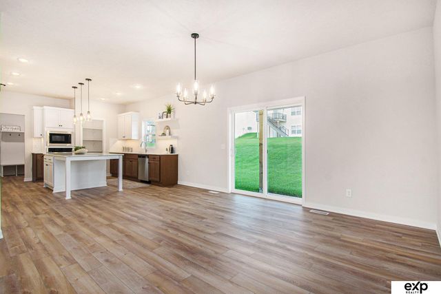 11061 S 217 Street, Gretna, NE 68028