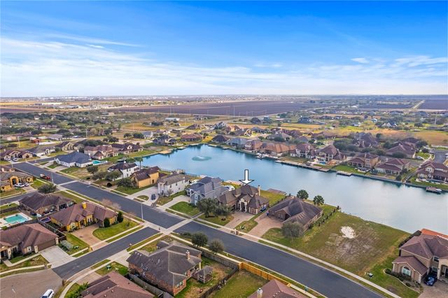 15001 Lake Mead, Robstown, TX 78380