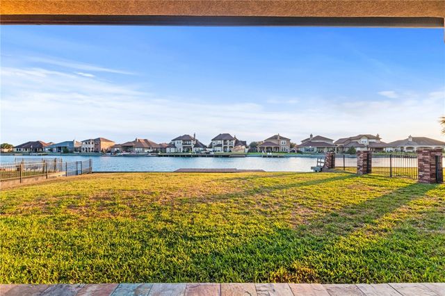 15001 Lake Mead, Robstown, TX 78380