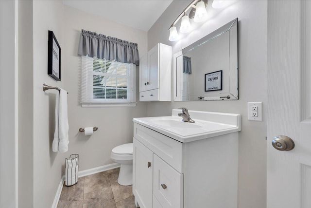 2834 Neil DR, Roanoke, VA 24019