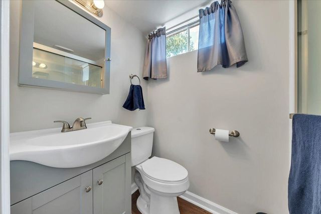 2834 Neil DR, Roanoke, VA 24019