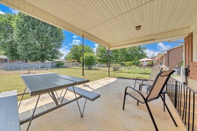 2834 Neil DR, Roanoke, VA 24019
