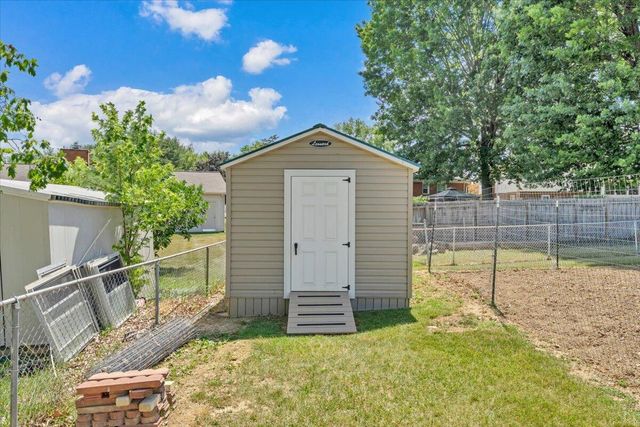 2834 Neil DR, Roanoke, VA 24019