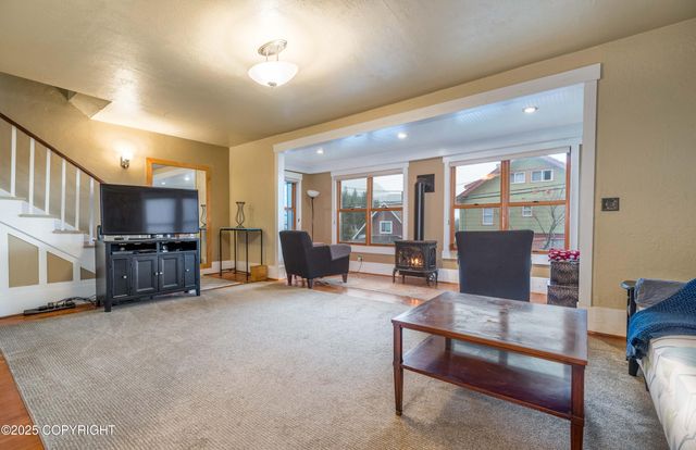 525 Grant Street, Ketchikan, AK 99901