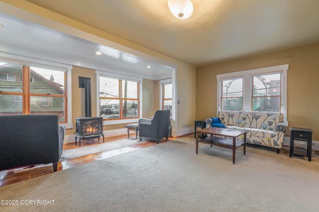 525 Grant Street, Ketchikan, AK 99901