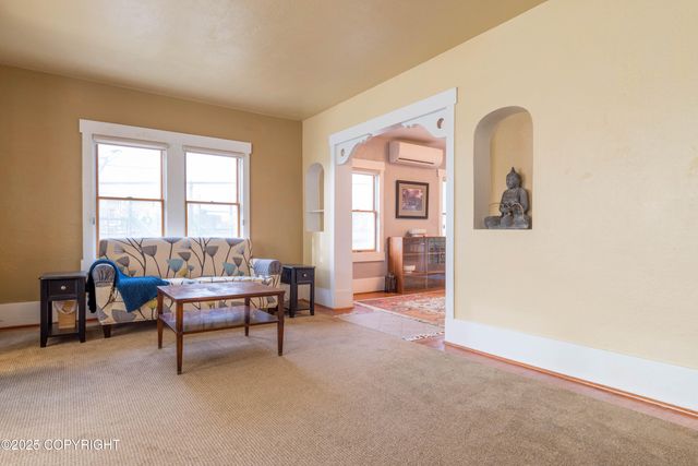 525 Grant Street, Ketchikan, AK 99901