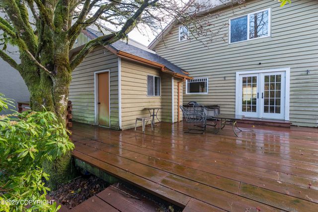 525 Grant Street, Ketchikan, AK 99901