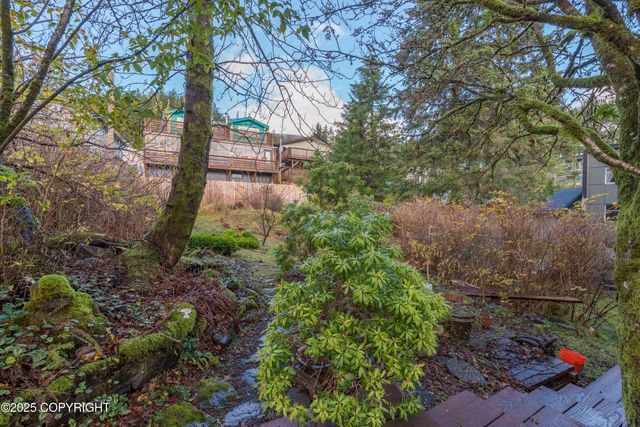 525 Grant Street, Ketchikan, AK 99901