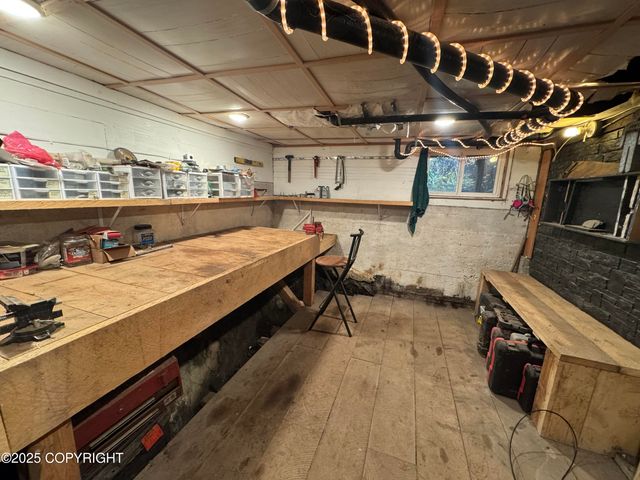 525 Grant Street, Ketchikan, AK 99901