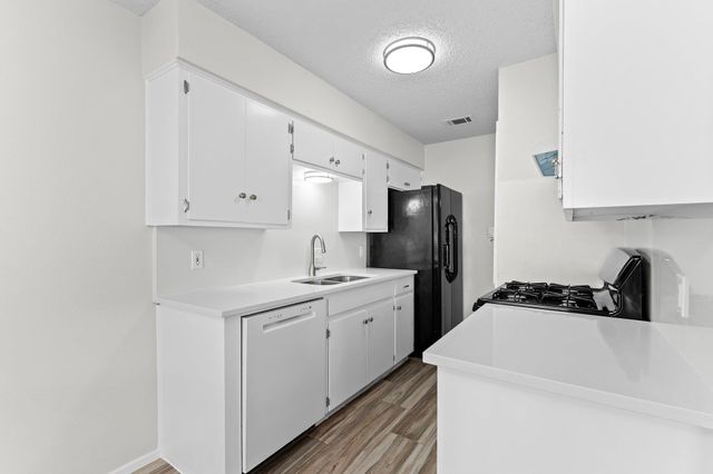 10807 Lambert CIR A, Austin, TX 78758