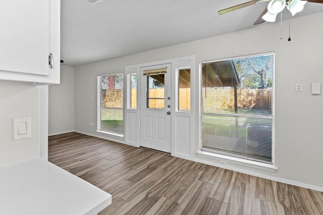 10807 Lambert CIR A, Austin, TX 78758