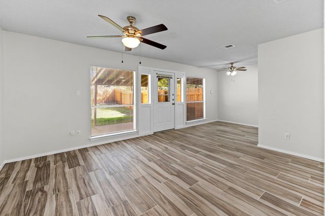 10807 Lambert CIR A, Austin, TX 78758