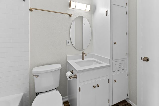 10807 Lambert CIR A, Austin, TX 78758