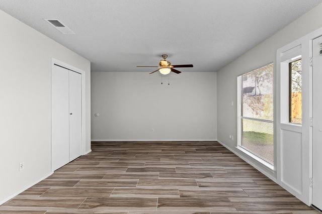 10807 Lambert CIR A, Austin, TX 78758