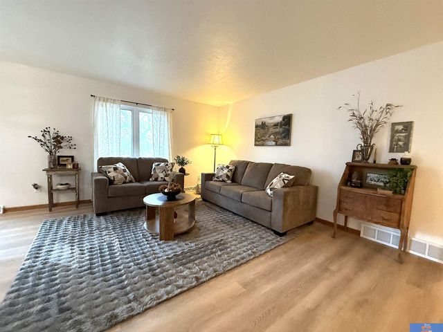 1408 Ashland Avenue, Beatrice, NE 68310