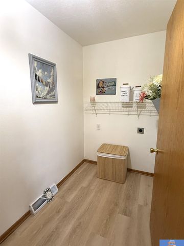 1408 Ashland Avenue, Beatrice, NE 68310