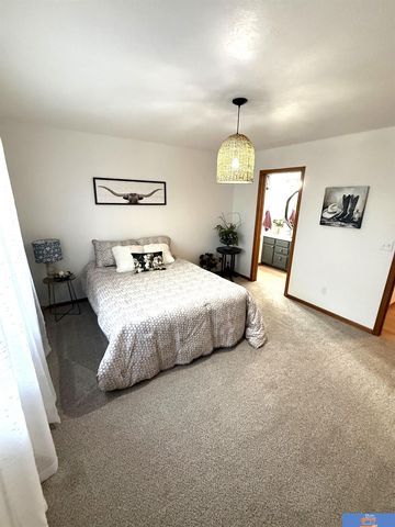 1408 Ashland Avenue, Beatrice, NE 68310