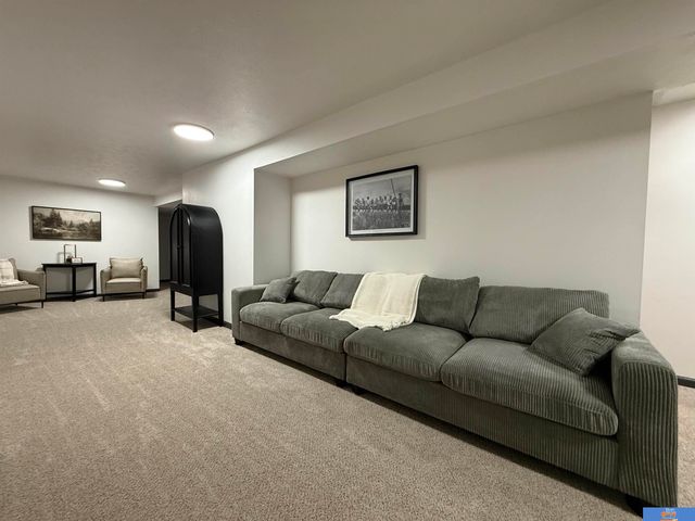 1408 Ashland Avenue, Beatrice, NE 68310