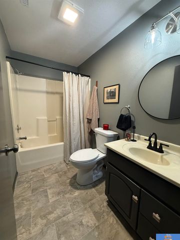 1408 Ashland Avenue, Beatrice, NE 68310