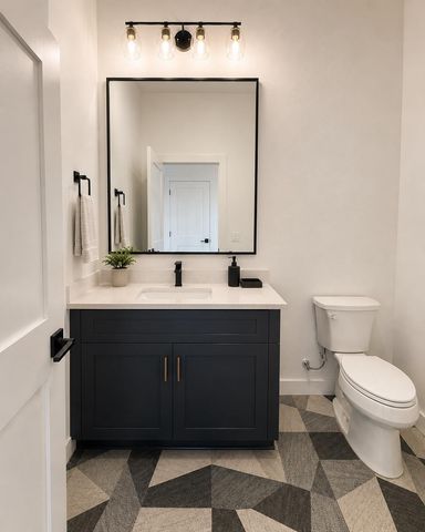 2000 Riverside Farms RD 6102, Austin, TX 78741