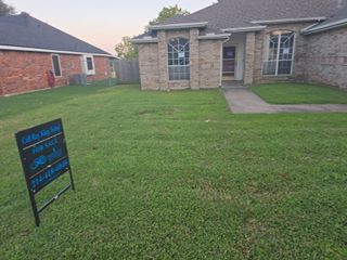 724 Creekside Drive, Mesquite, TX 75181