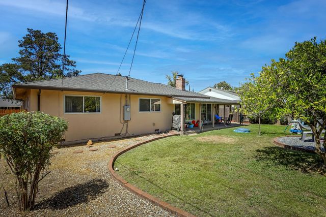 10320 Malaga Way, Rancho Cordova, CA 95670