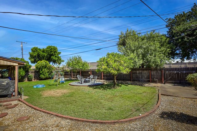 10320 Malaga Way, Rancho Cordova, CA 95670