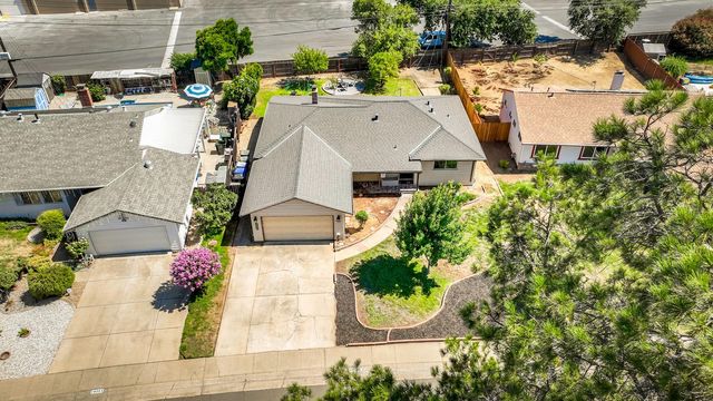 10320 Malaga Way, Rancho Cordova, CA 95670