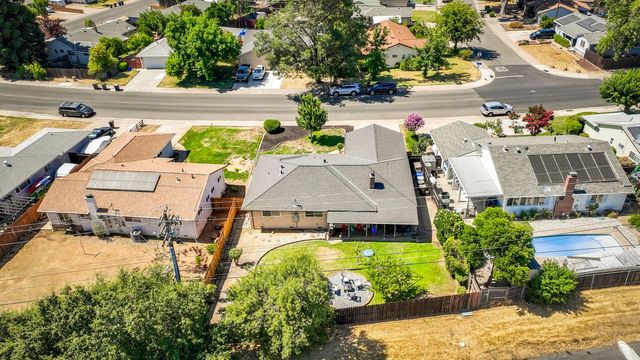 10320 Malaga Way, Rancho Cordova, CA 95670