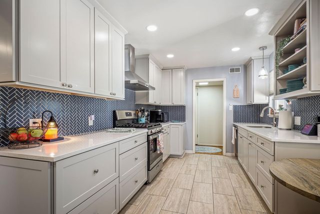 10320 Malaga Way, Rancho Cordova, CA 95670