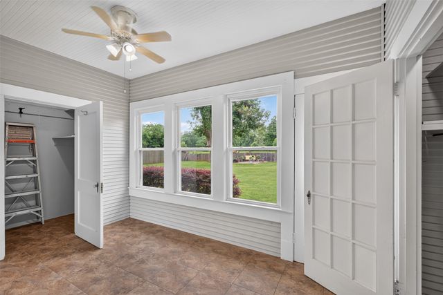 4940 Dixie Garden Drive, Shreveport, LA 71105