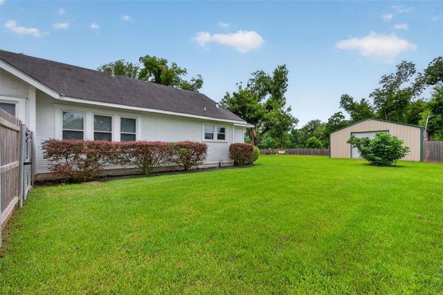 4940 Dixie Garden Drive, Shreveport, LA 71105