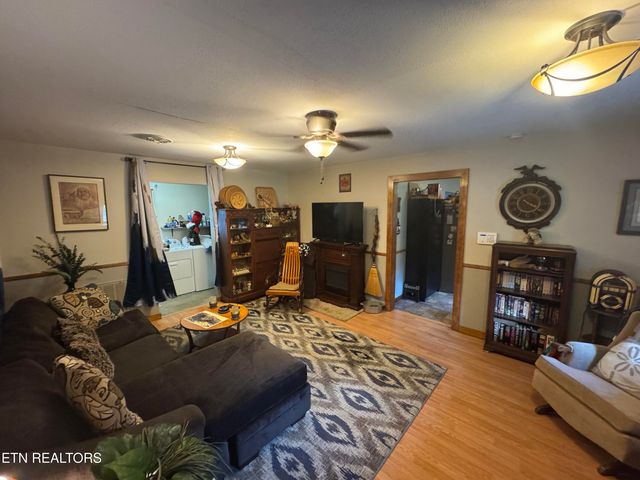 1637 Arron Way, Sevierville, TN 37876