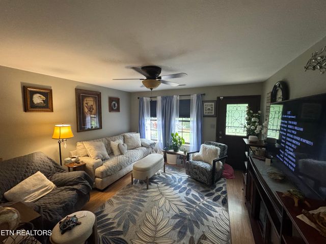 1637 Arron Way, Sevierville, TN 37876